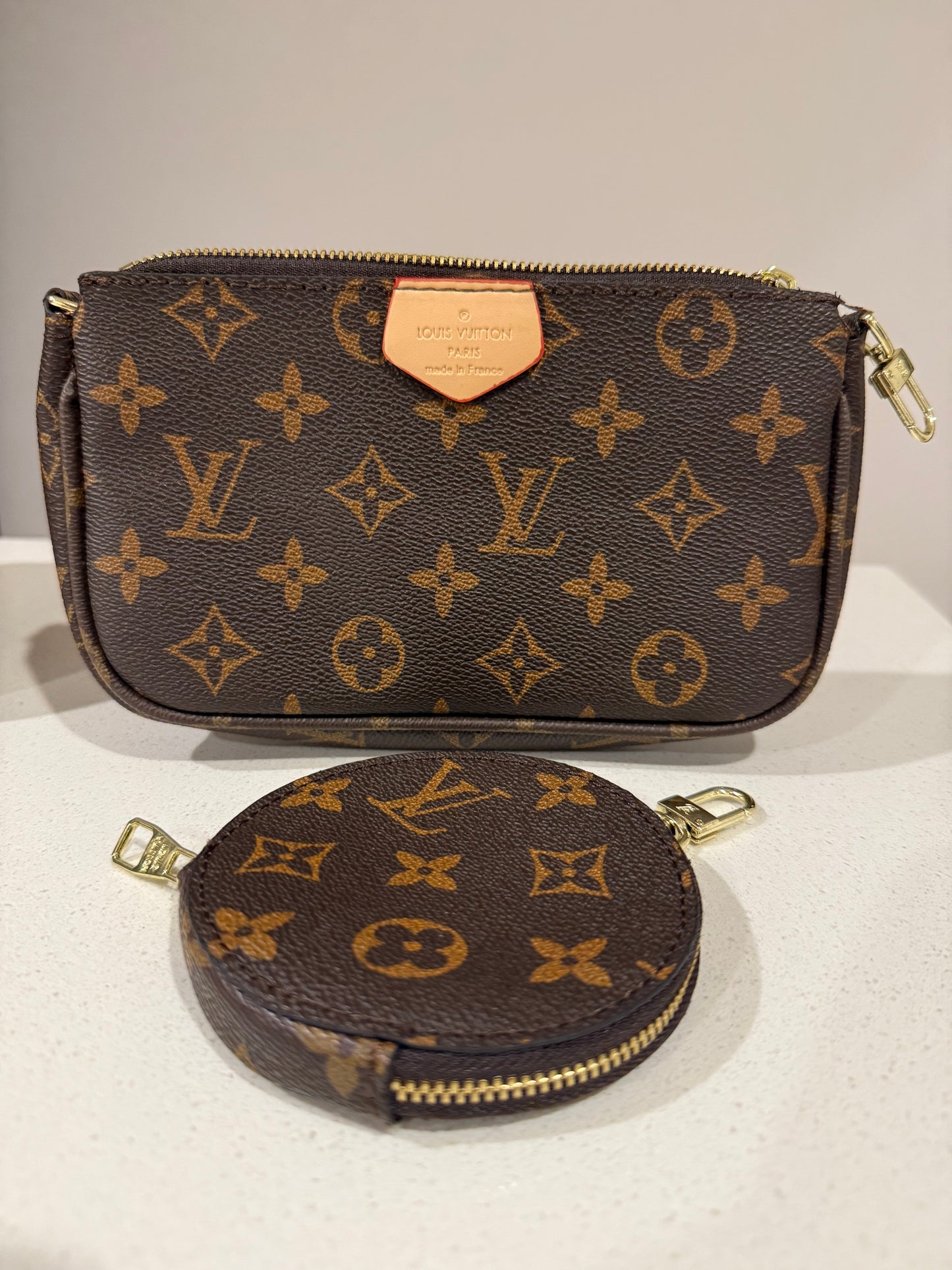 Special Gift 2 Louis Vuitton Bags Bundle!