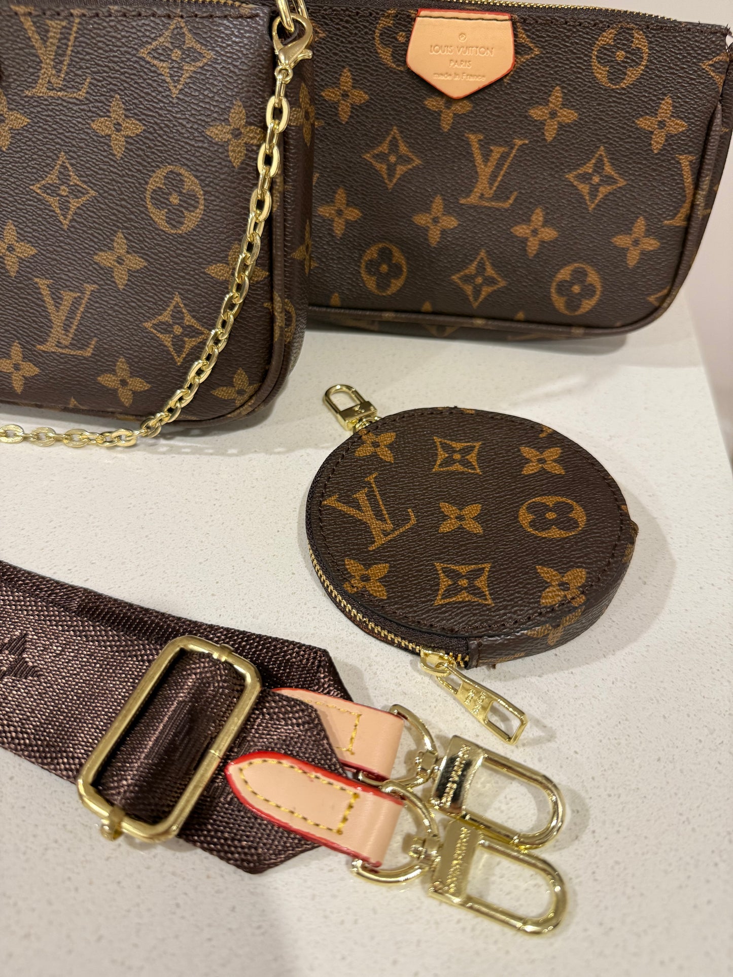 Special Gift 2 Louis Vuitton Bags Bundle!