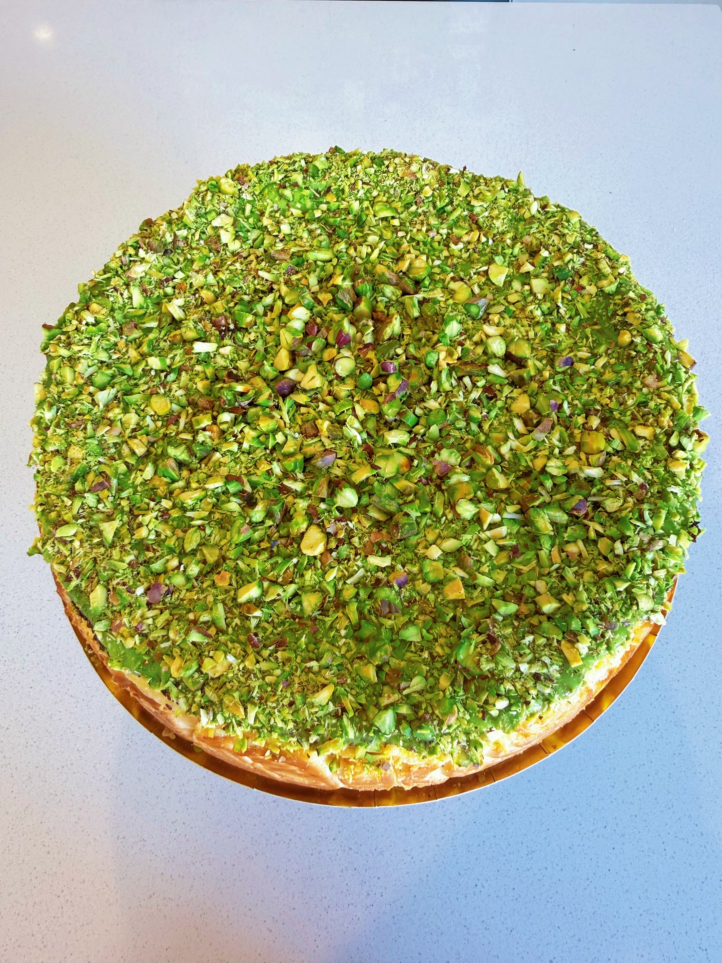 Pistachio Basque Cheesecake XL